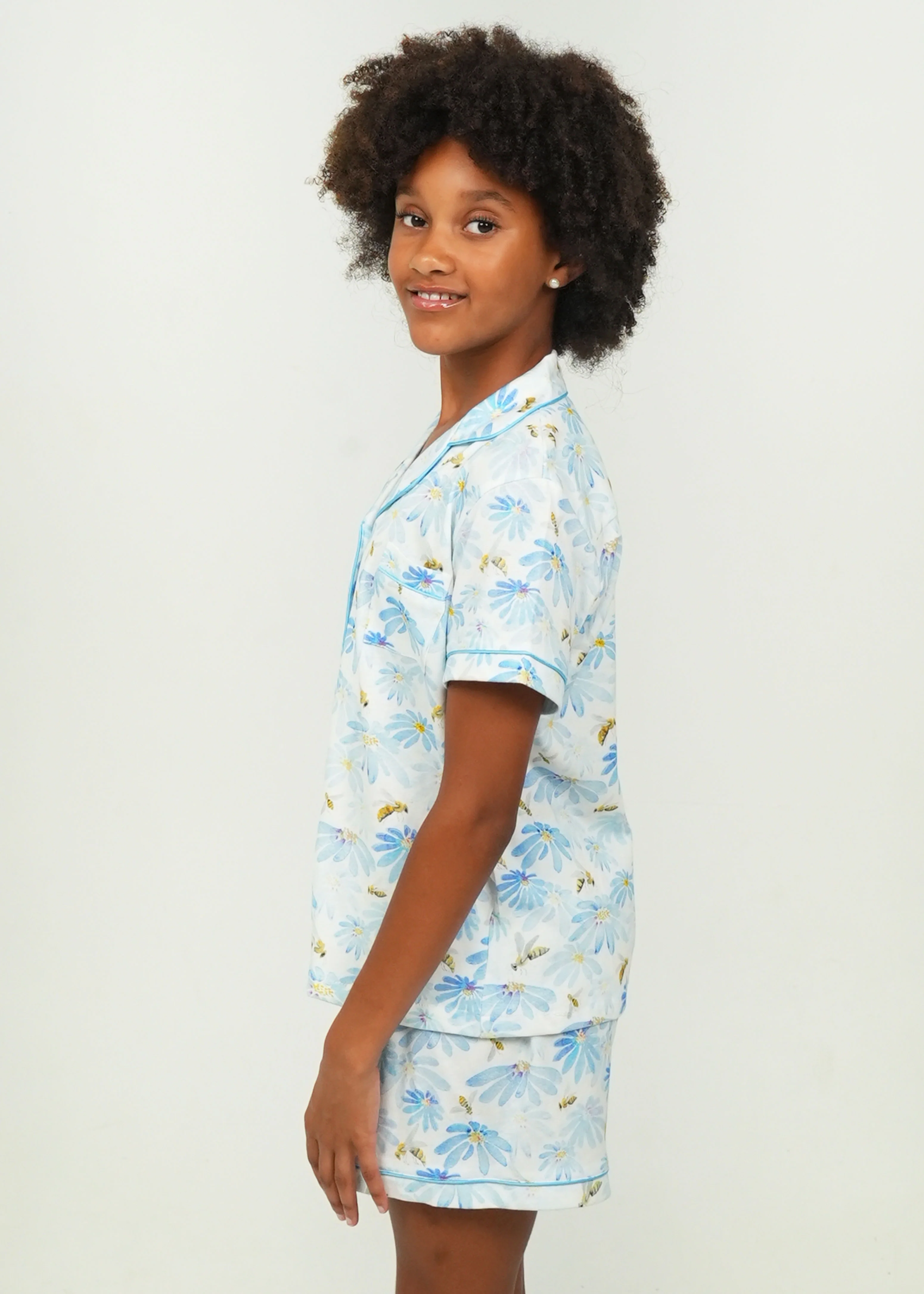 Girls - Blue Daisies and Bees - Jersey Knit Cotton Short PJ Set - Image 5