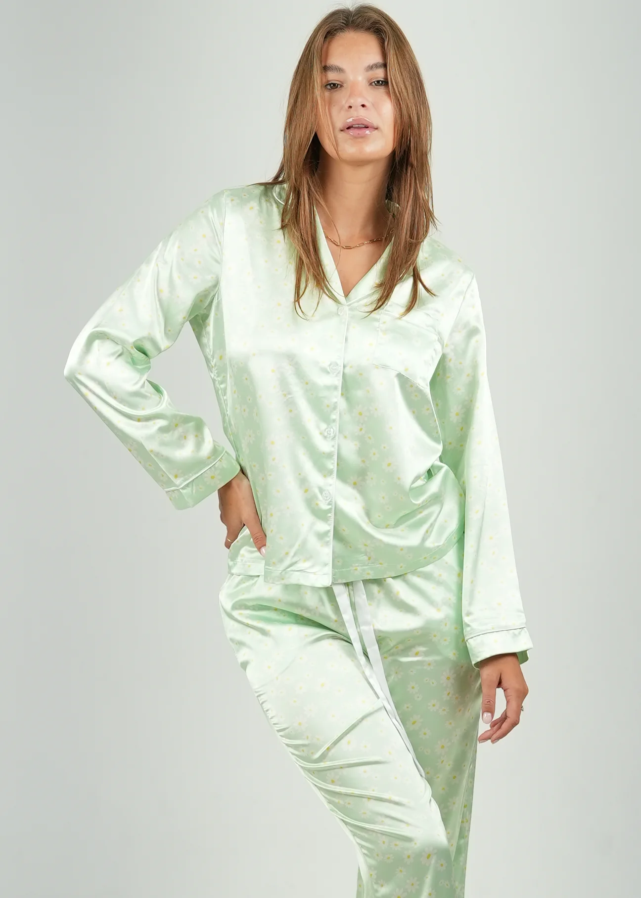 Green Daisy Satin Long Pyjama Set - Image 2