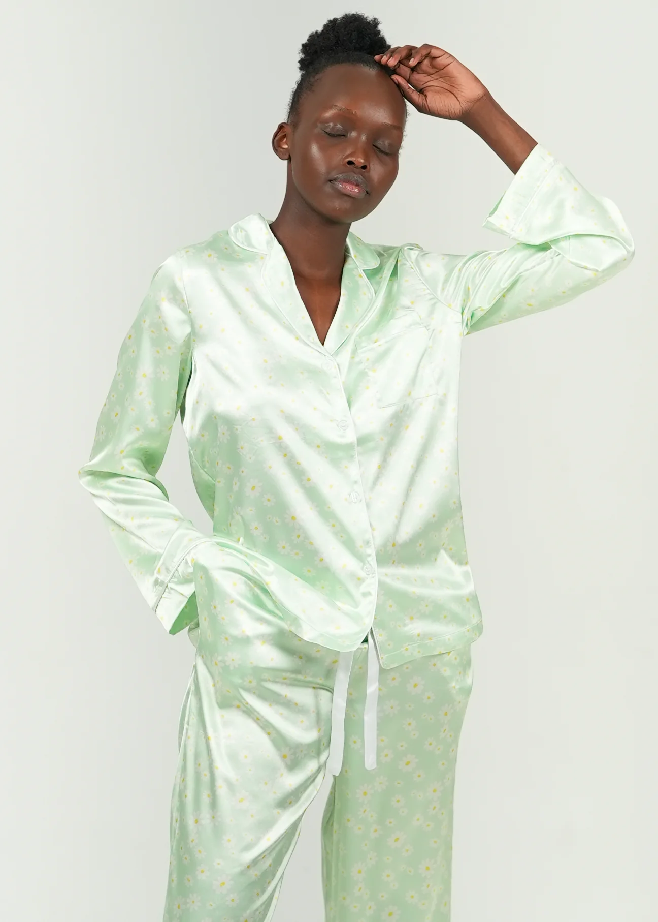 Green Daisy Satin Long Pyjama Set - Image 7