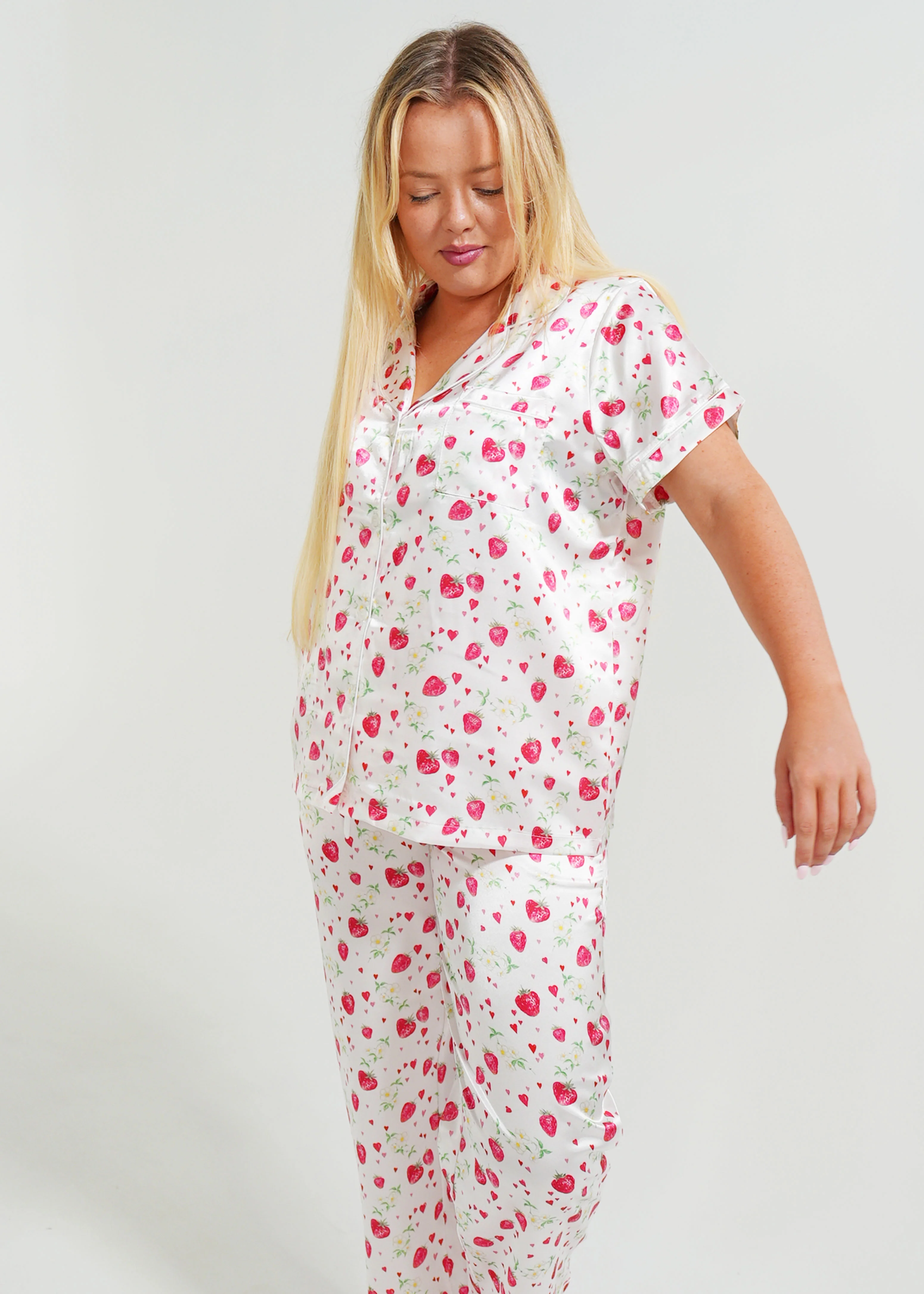 Strawberries Satin Short Top/ Long Pants Pyjama Set - Image 5